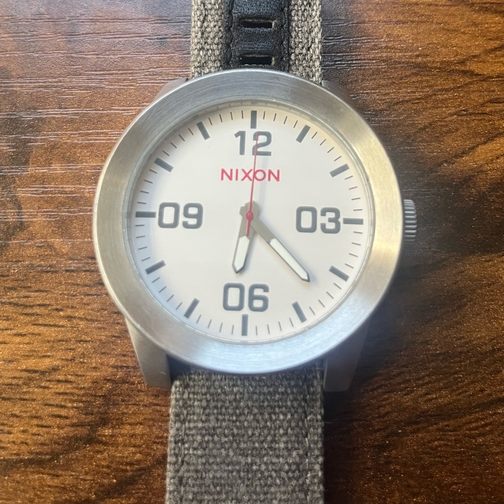 Nixon Corporal watch gray/white USED but rarely worn - no box